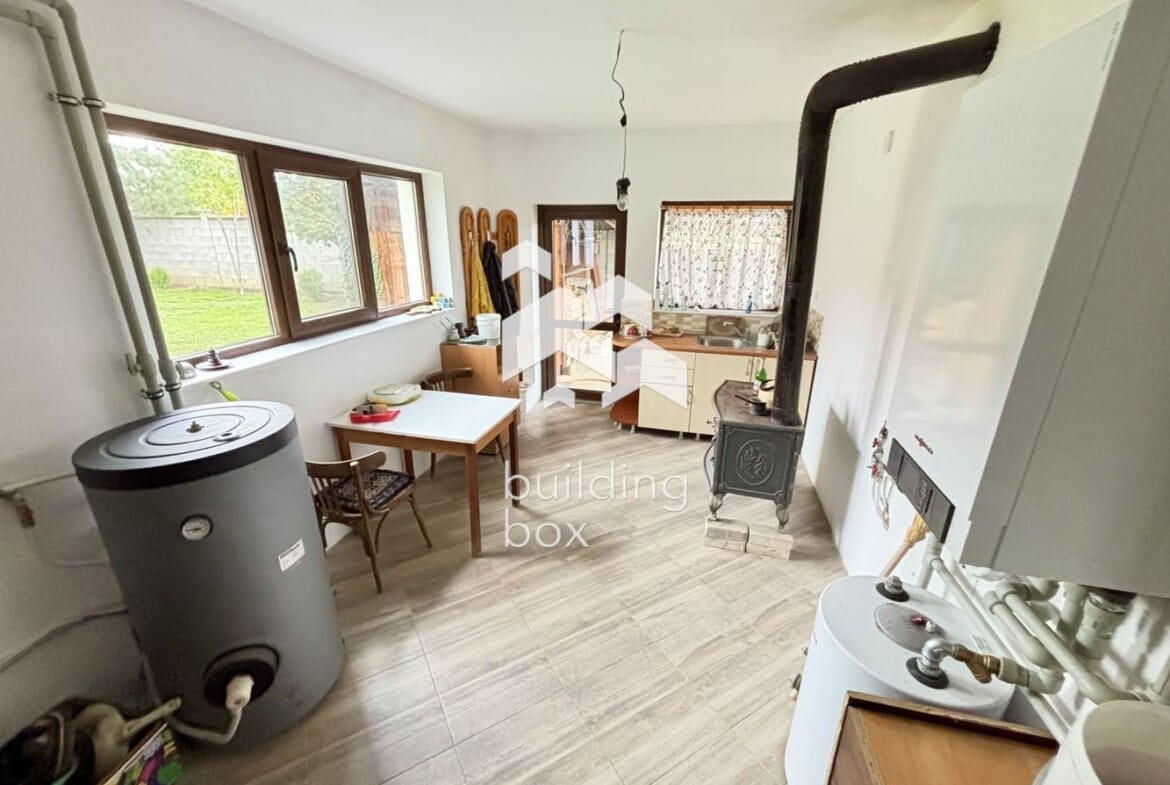 Имот за ценители на 15 мин. от Шумен - 0