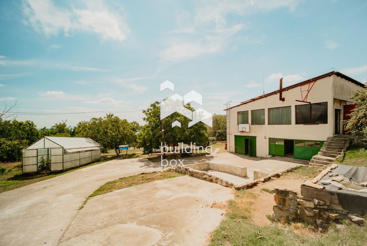 Имот за ценители в с.Аврен - 0