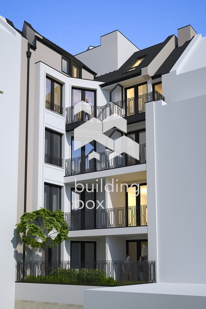 Четиристаен апартамент в Център - 0