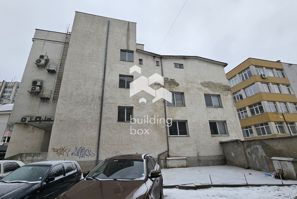 Инвестиционна сграда в центъра на гр.Добрич - 0