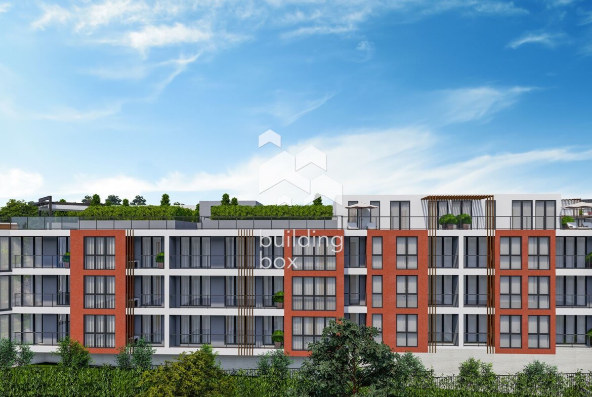 Четиристаен апартамент със 70 кв.м. дневна в затворен комплекс в парк с морска панорама - 0