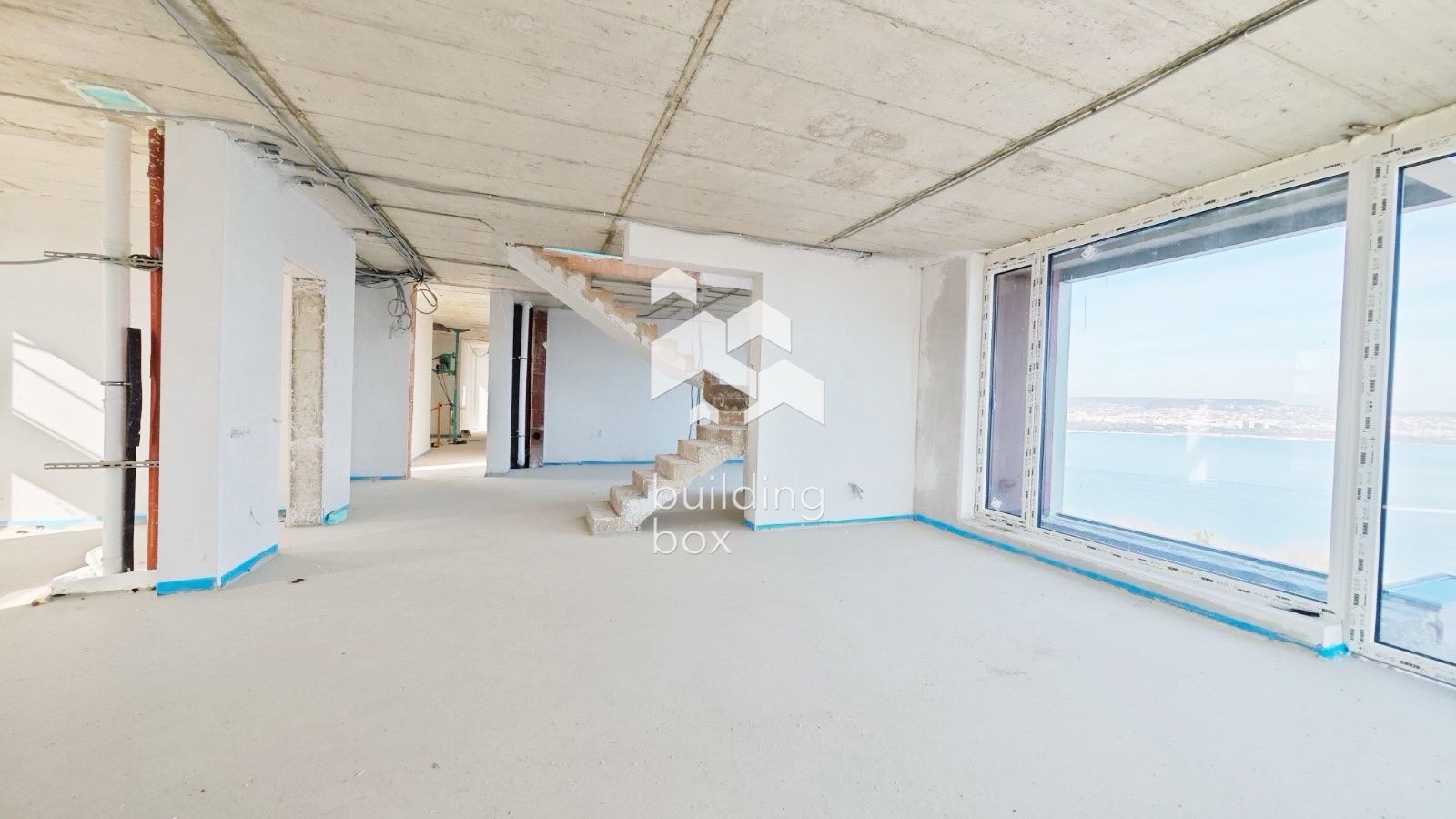 Мезонет в стилна жилищна сграда - 0