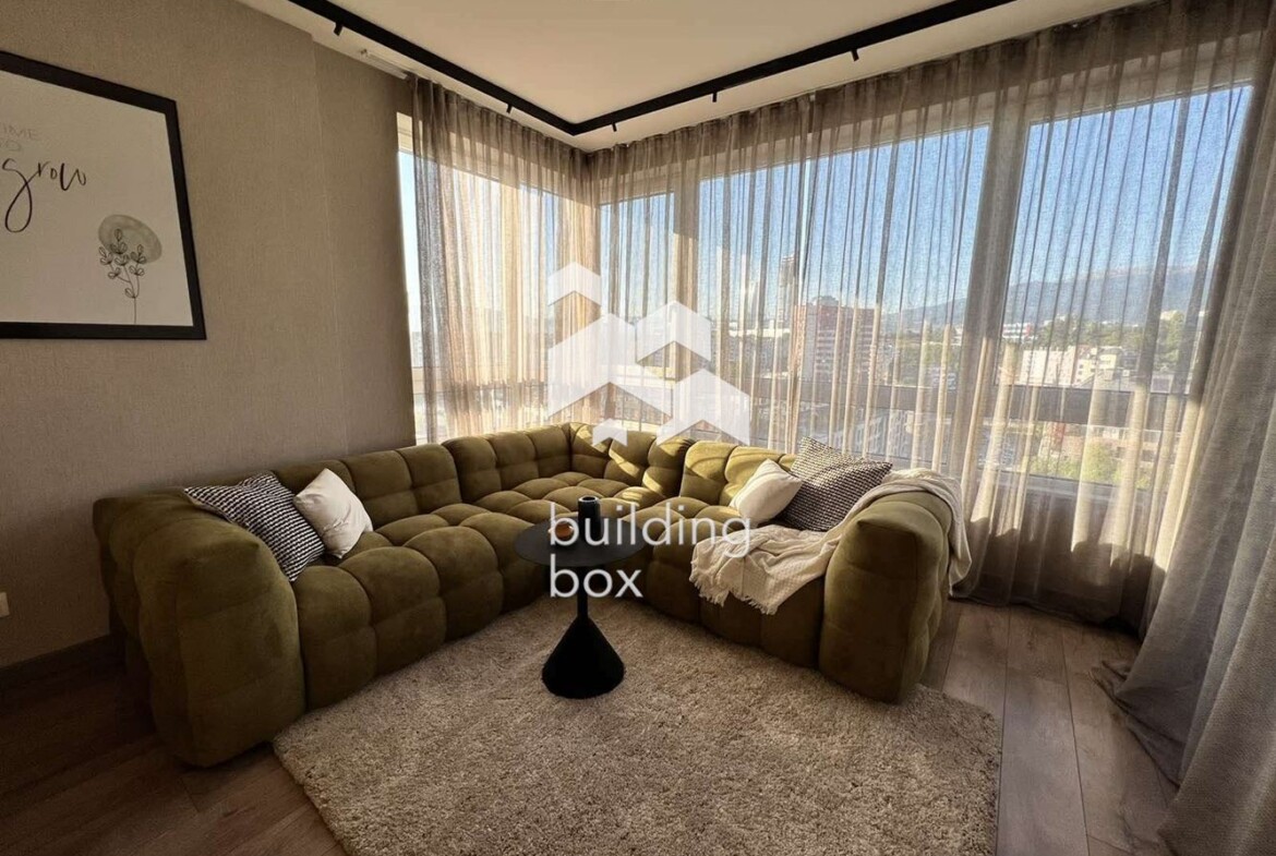 Продава 4-стаен - 0