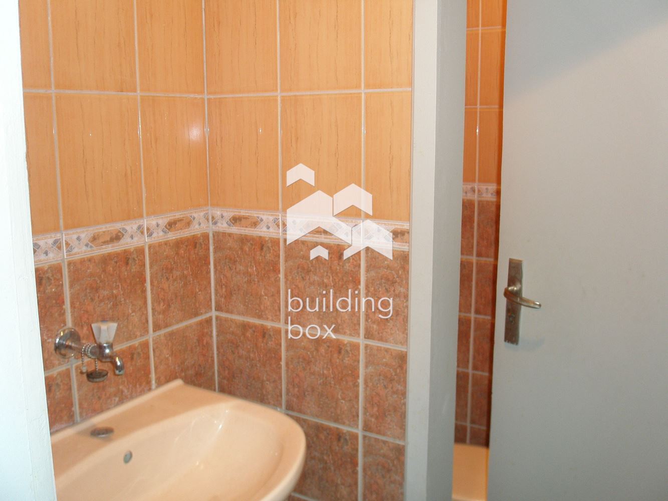 Инвестиционна сграда в центъра на гр.Добрич - 0