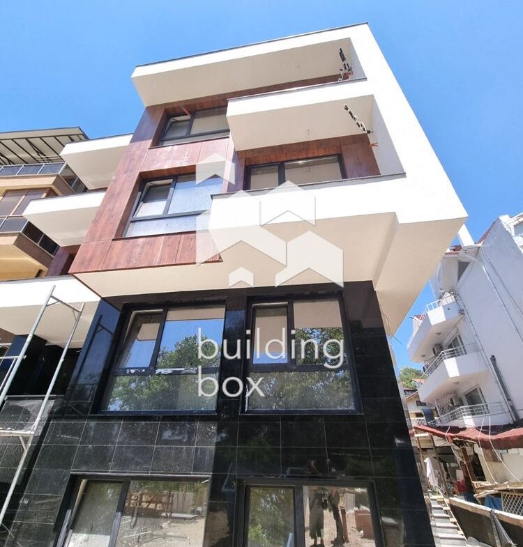 Четиристаен апартамент - кв.Бриз. - 0