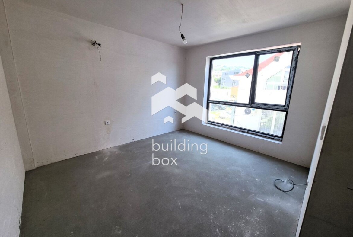 Четиристаен апартамент - кв.Бриз. - 0