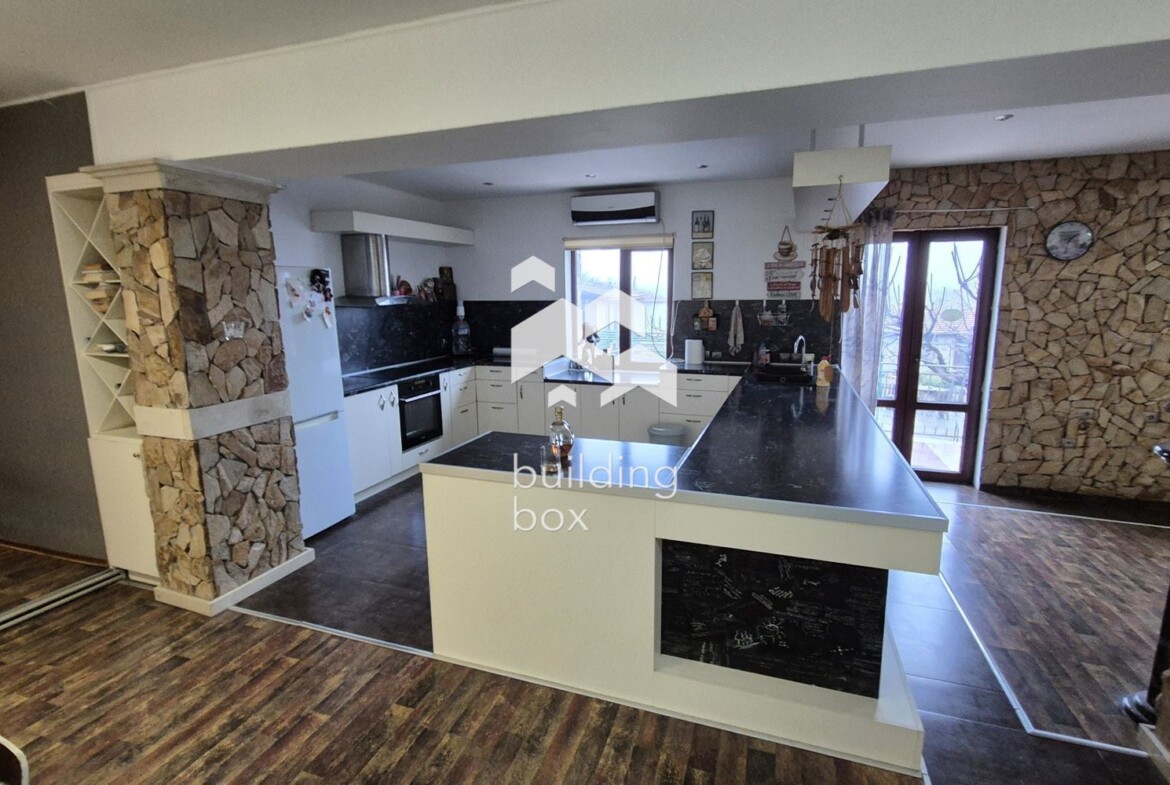 Имение в с. Телиш - 0