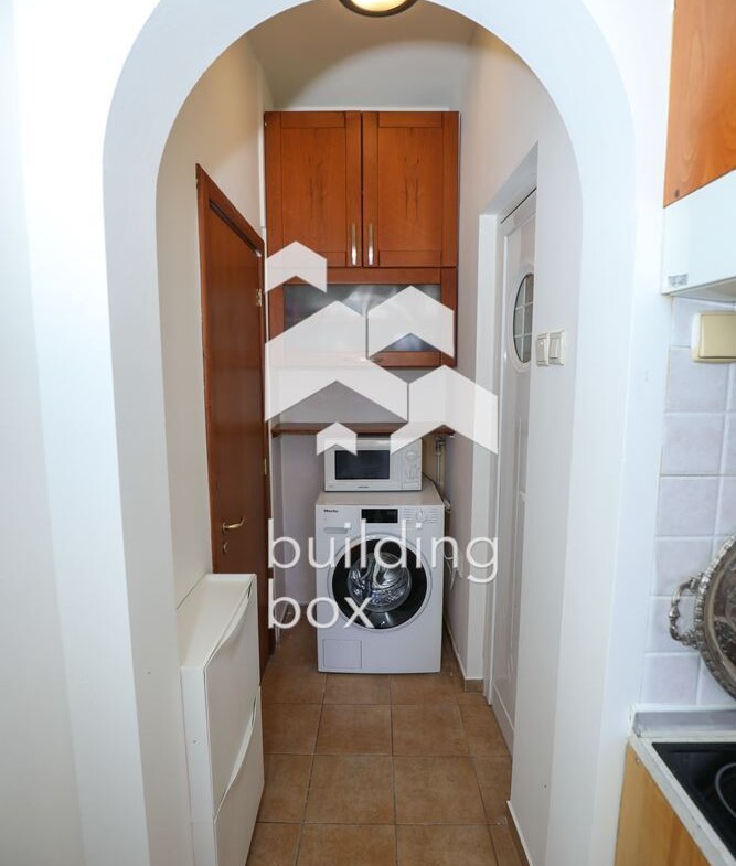 Слънчев и уютен тристаен апартамент, Идеален център. - 0