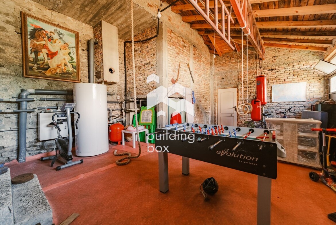 Имот за ценители в с.Аврен - 0