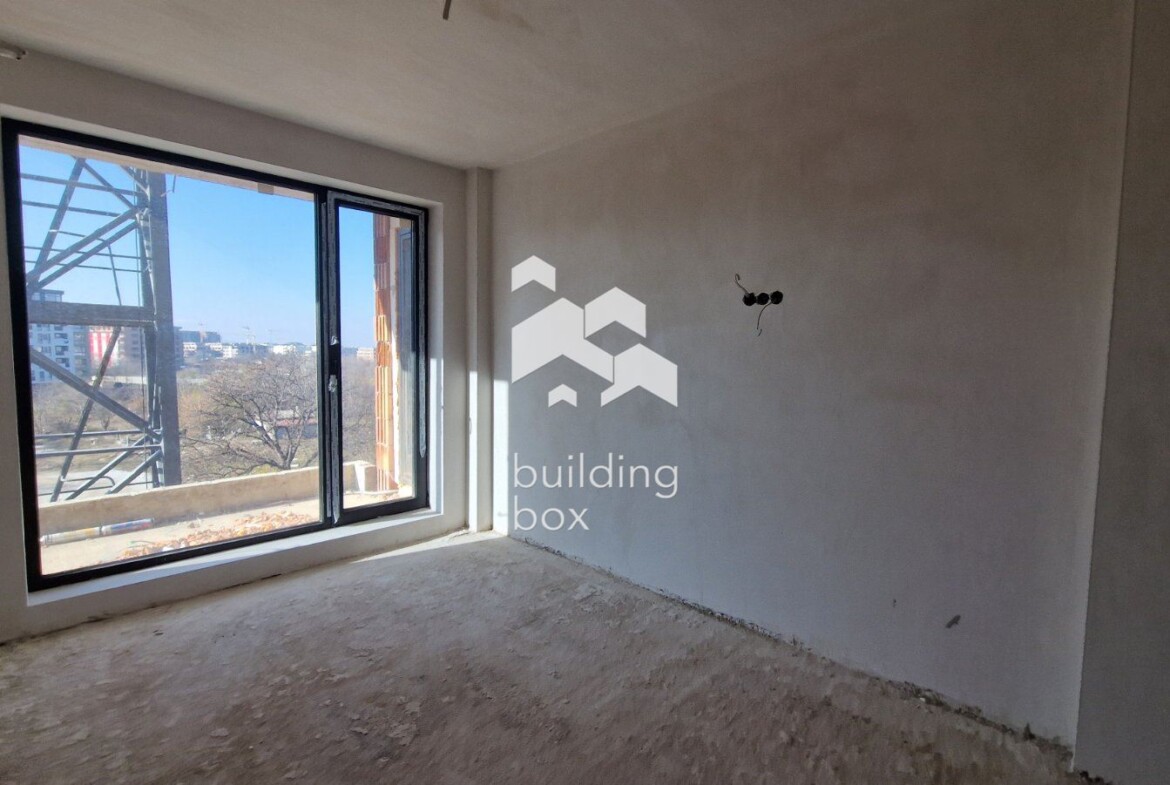 Тристаен апартамент - кв. Христо Смирненски - 0