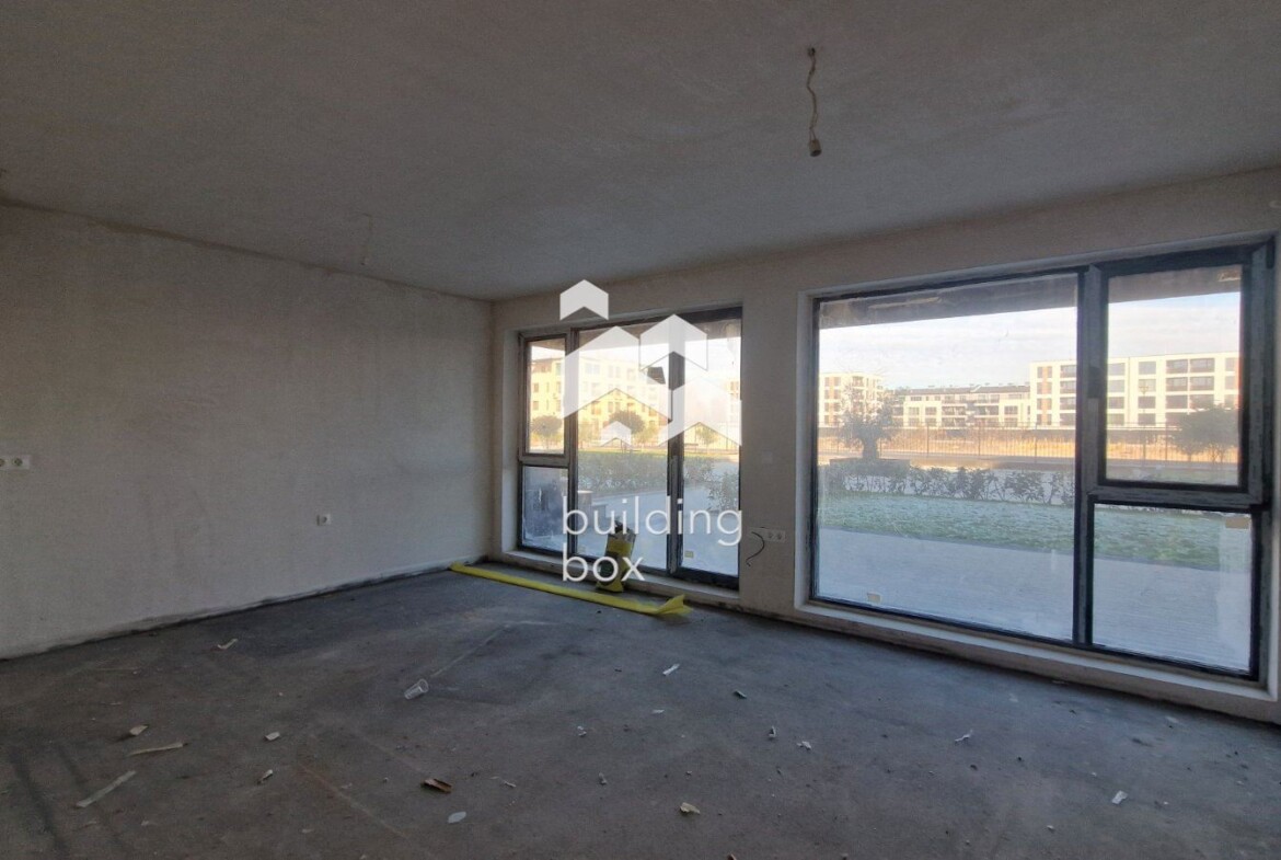 С АКТ 16! Двустаен апартамент с двор - кв. Христо Смирненски - 0