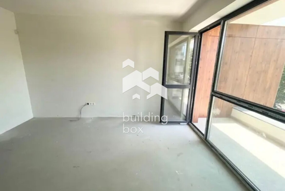 Четиристаен апартамент - кв.Бриз. - 0