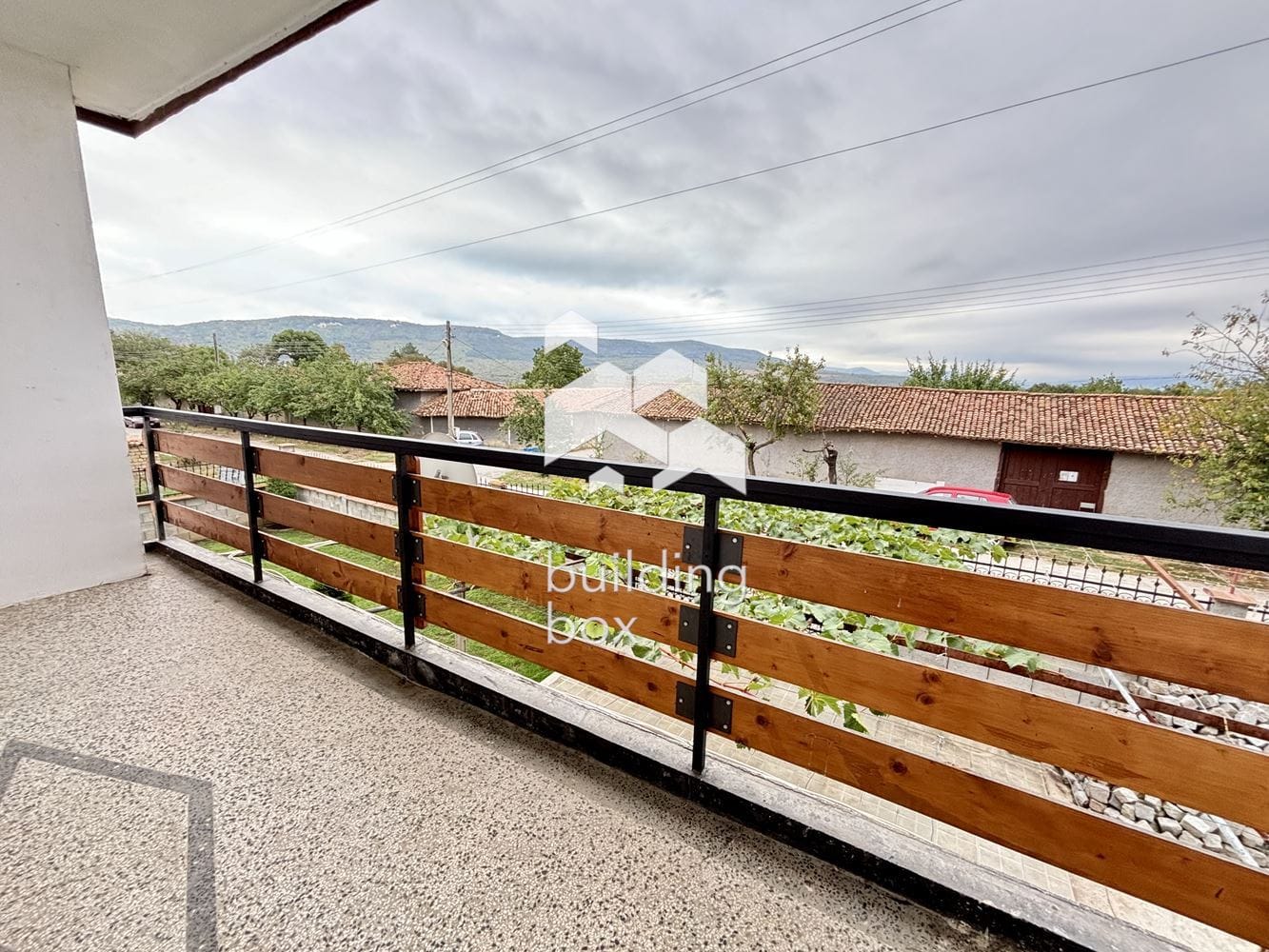 Имот за ценители на 15 мин. от Шумен - 0