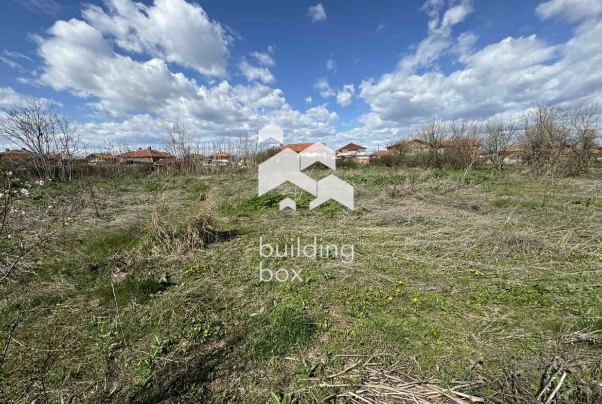 УПИ с постройка - с. Маноле - 0