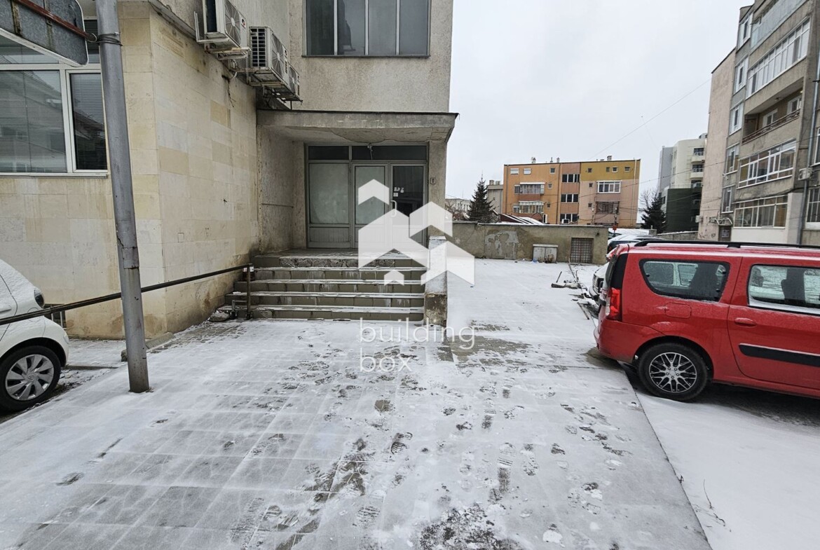 Инвестиционна сграда в центъра на гр.Добрич - 0