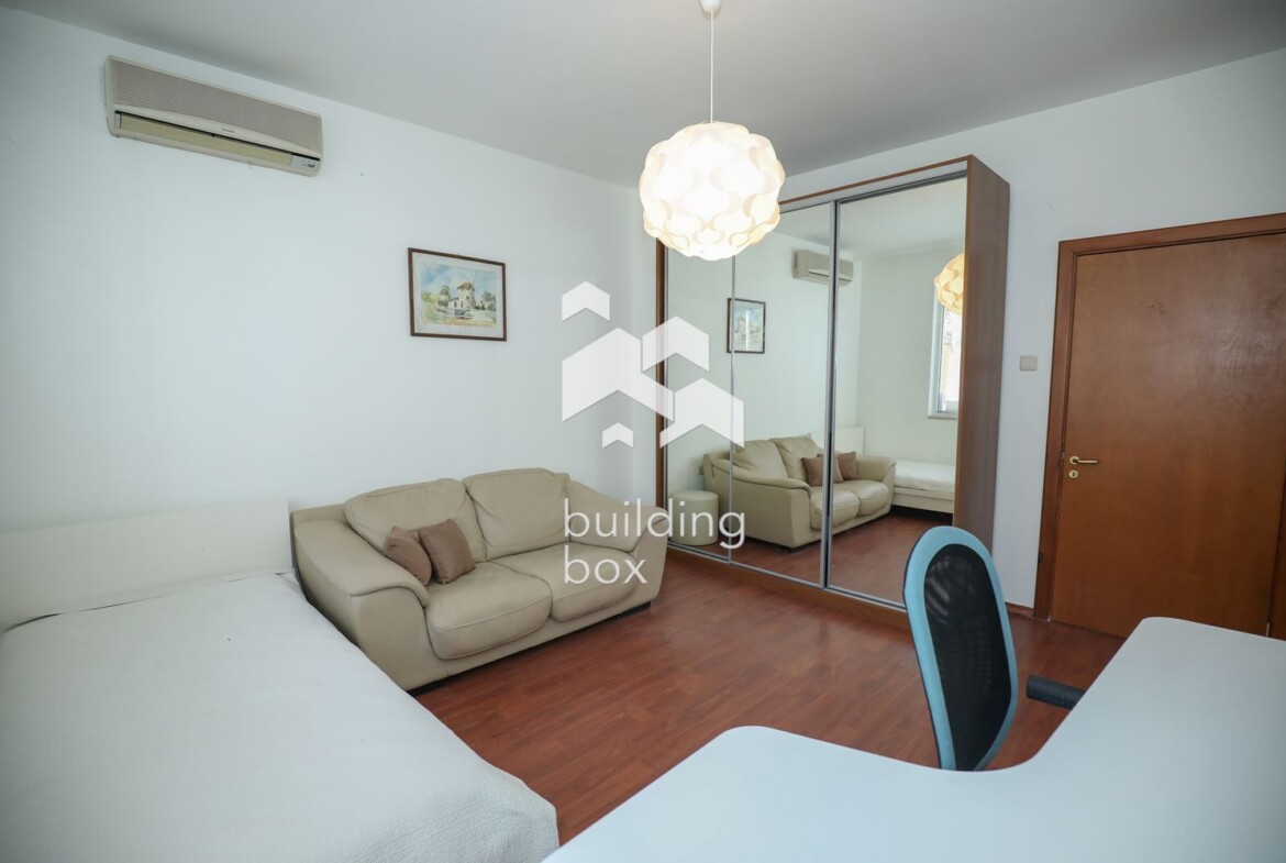 Слънчев и уютен тристаен апартамент, Идеален център. - 0