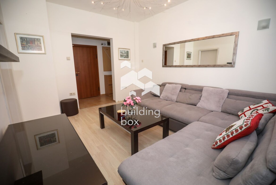 Слънчев и уютен тристаен апартамент, Идеален център. - 0