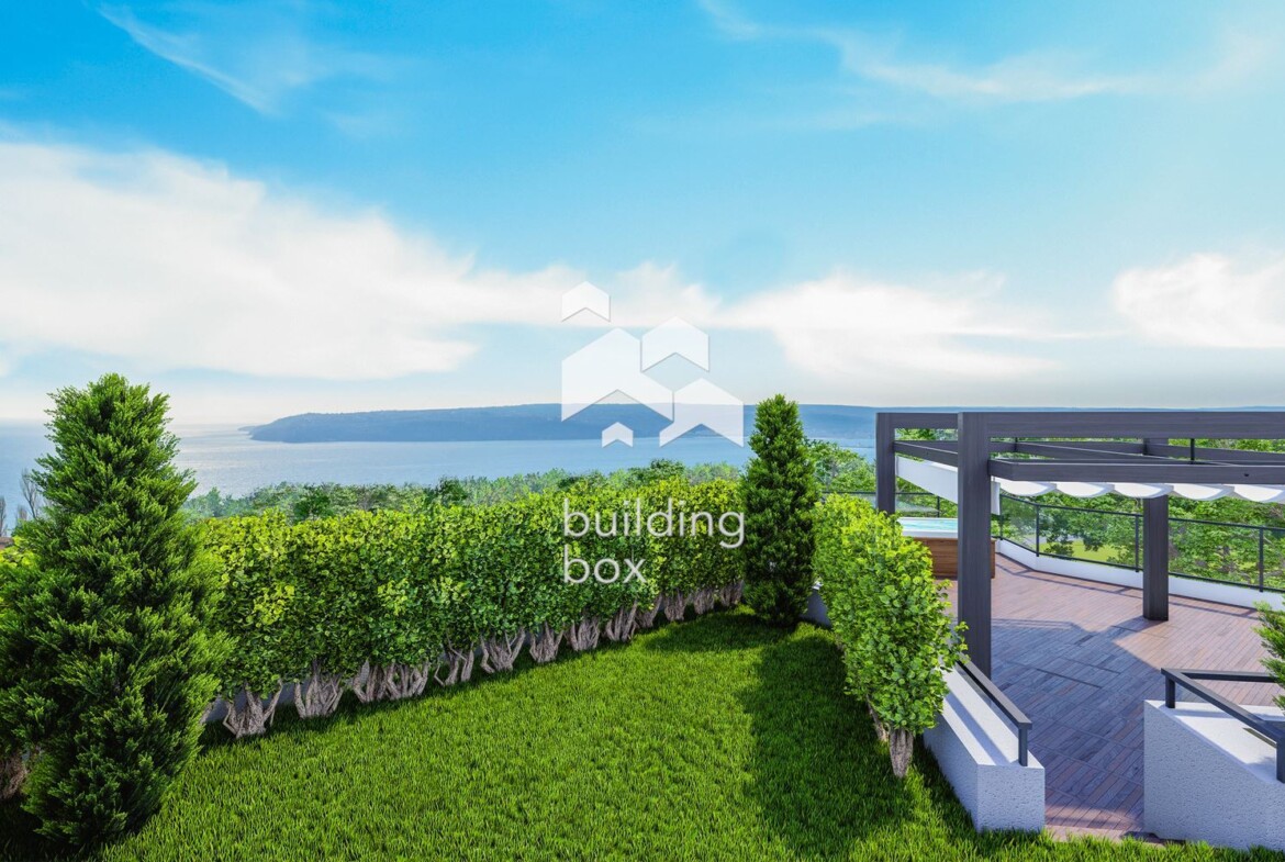 Двустаен апартамент в затворен комплекс в парк с морска панорама - 0