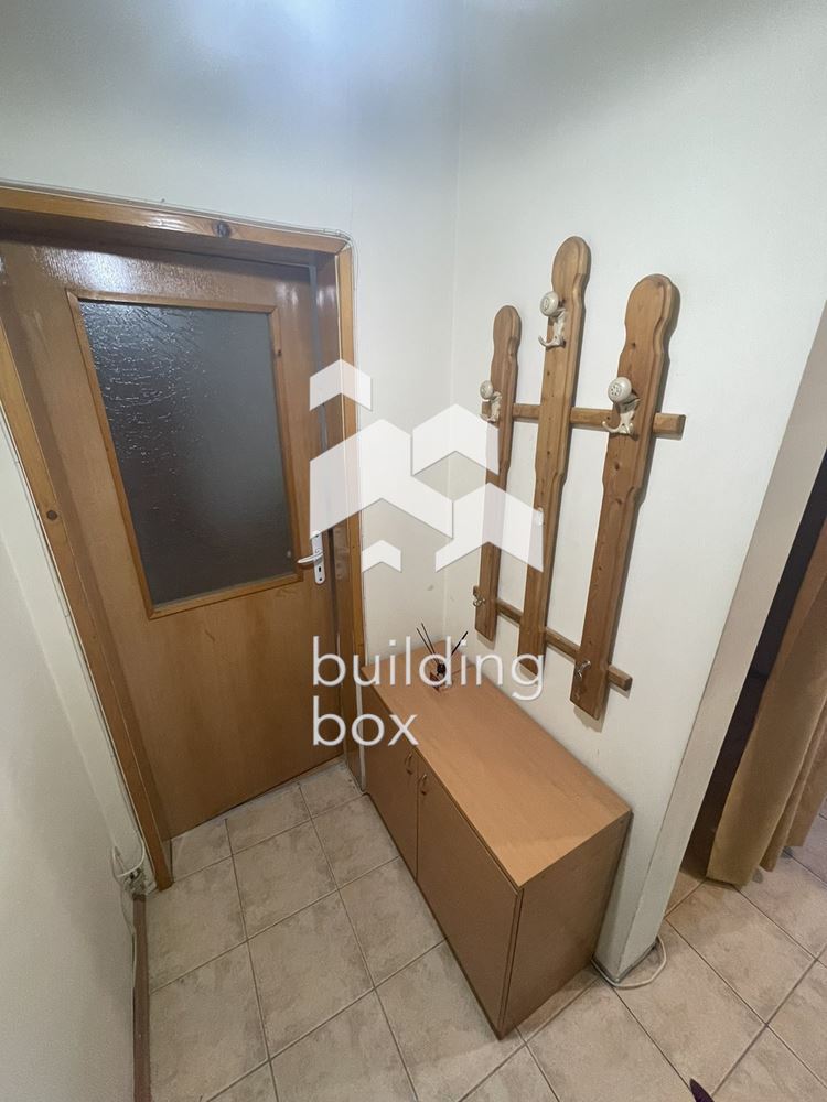 Двустаен апартамент, квартал Възраждане - 0