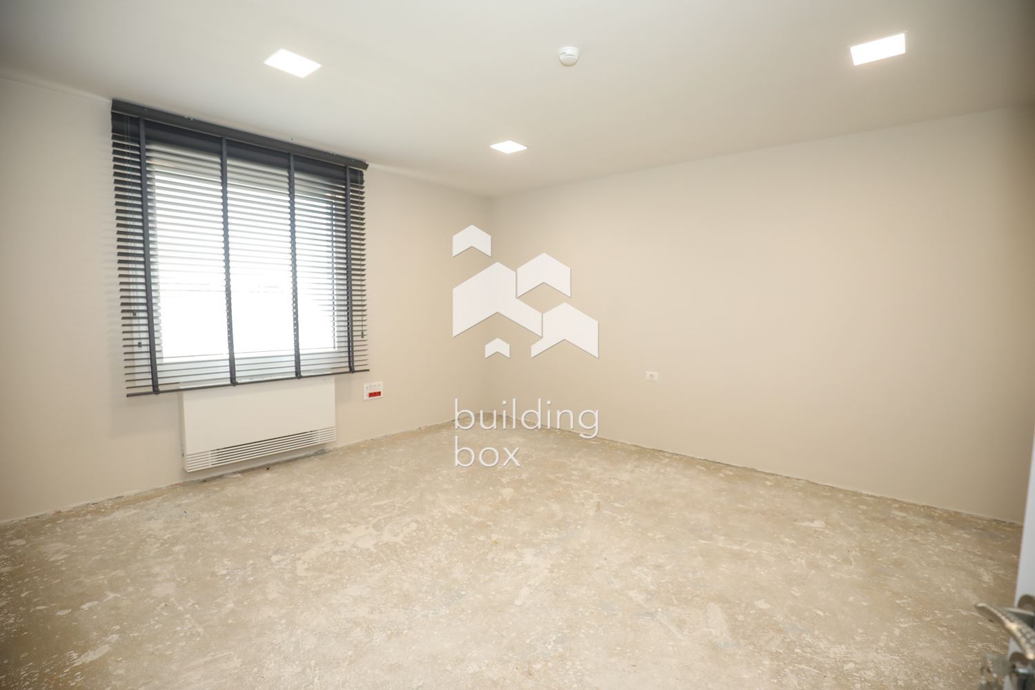 Луксозна Офис Сграда на Околовръстен Път - 0