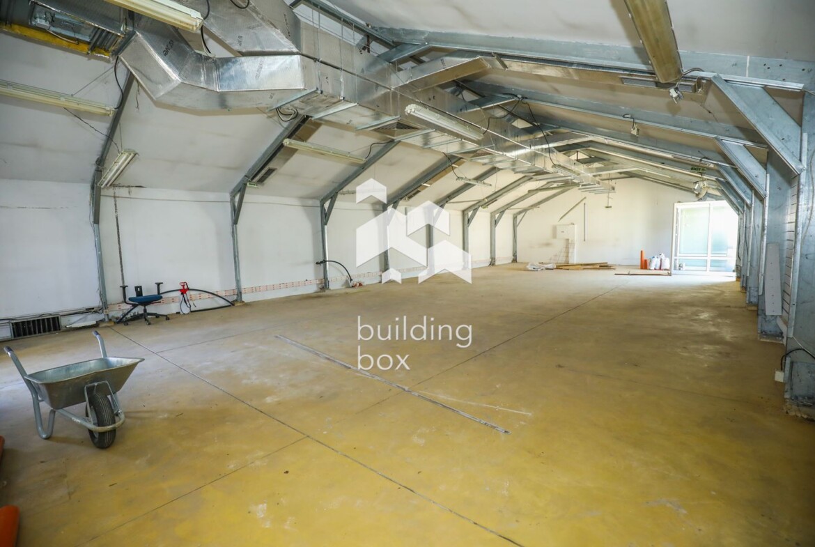 Луксозна Офис Сграда на Околовръстен Път - 0