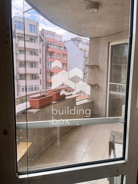 Тристаен апартамент в сърцето на Лозенец - 0