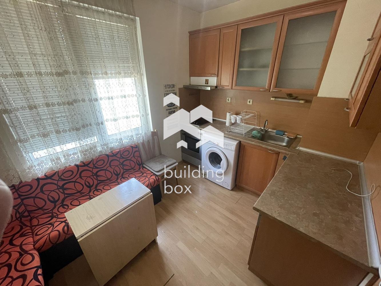 Двустаен апартамент, квартал Възраждане - 0