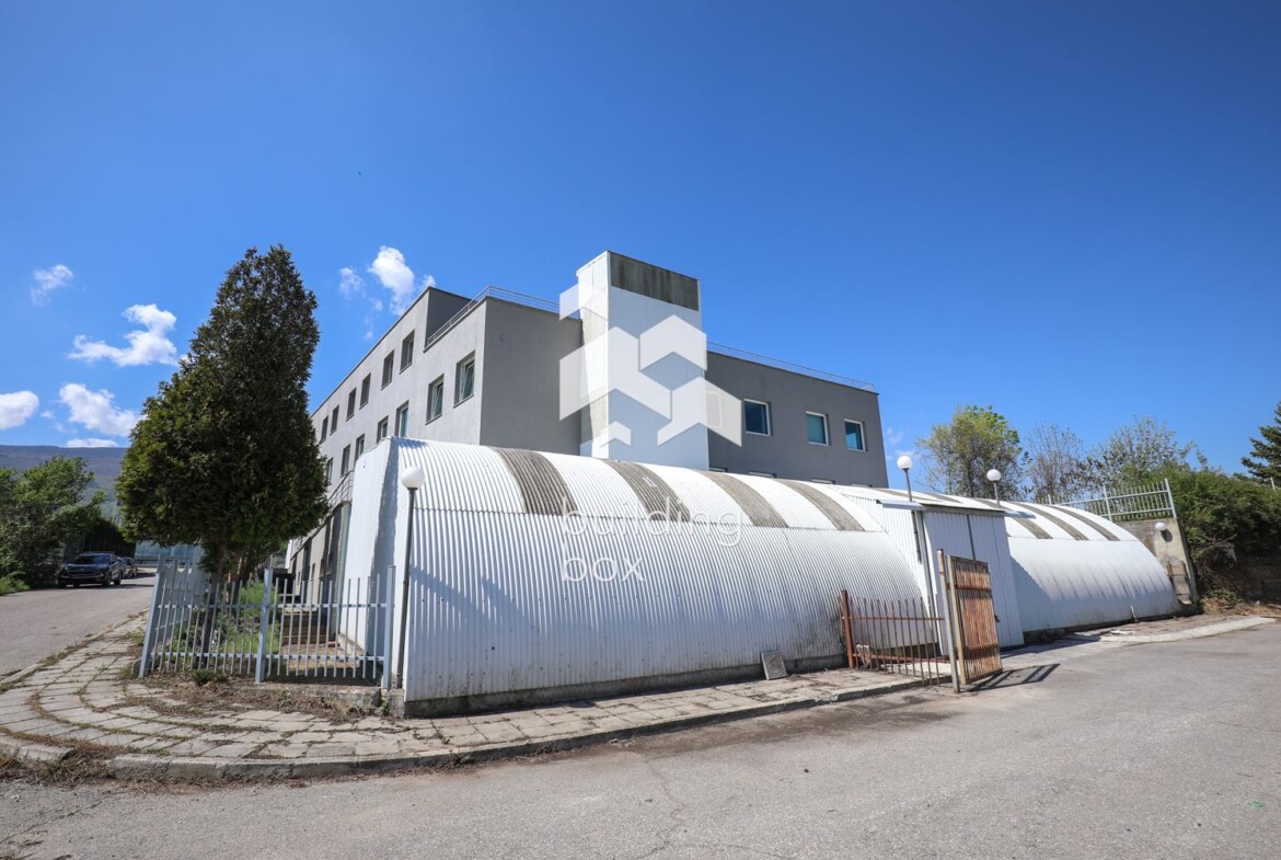 Луксозна Офис Сграда на Околовръстен Път - 0