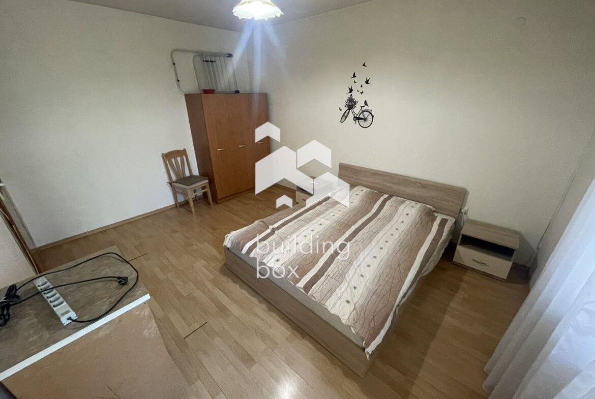 Двустаен апартамент, квартал Възраждане - 0