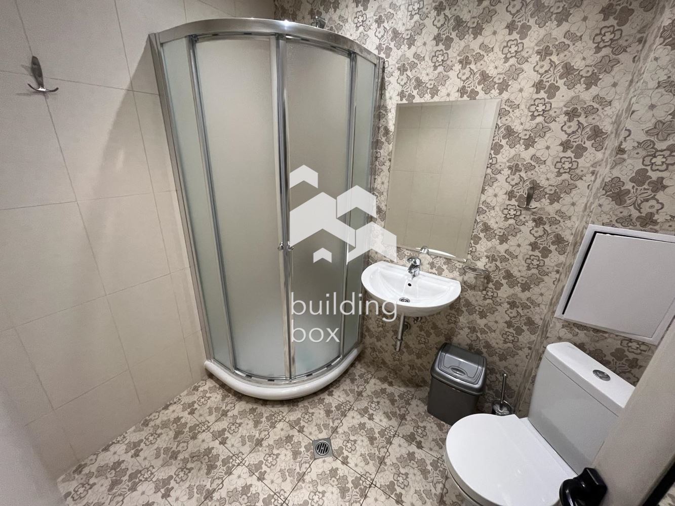 Дава се под наем офис в Центъра - 0