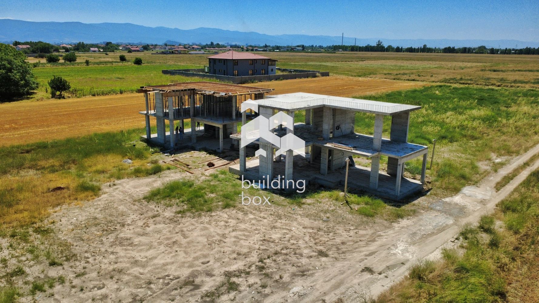 Къща в с. Войводиново - 0