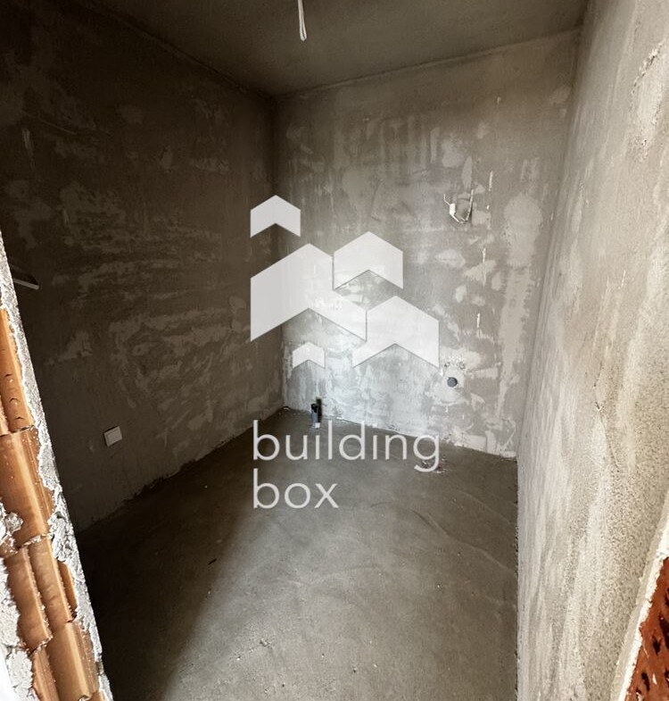 Четиристаен апартамент в кв. Витоша - 0