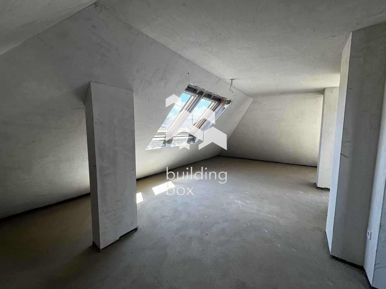 Четиристаен апартамент в кв. Витоша - 0