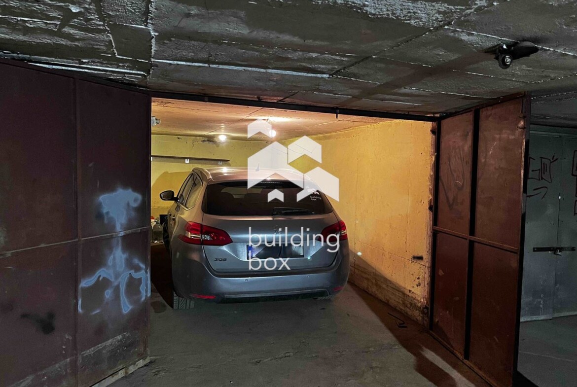 Гараж в центъра - 0