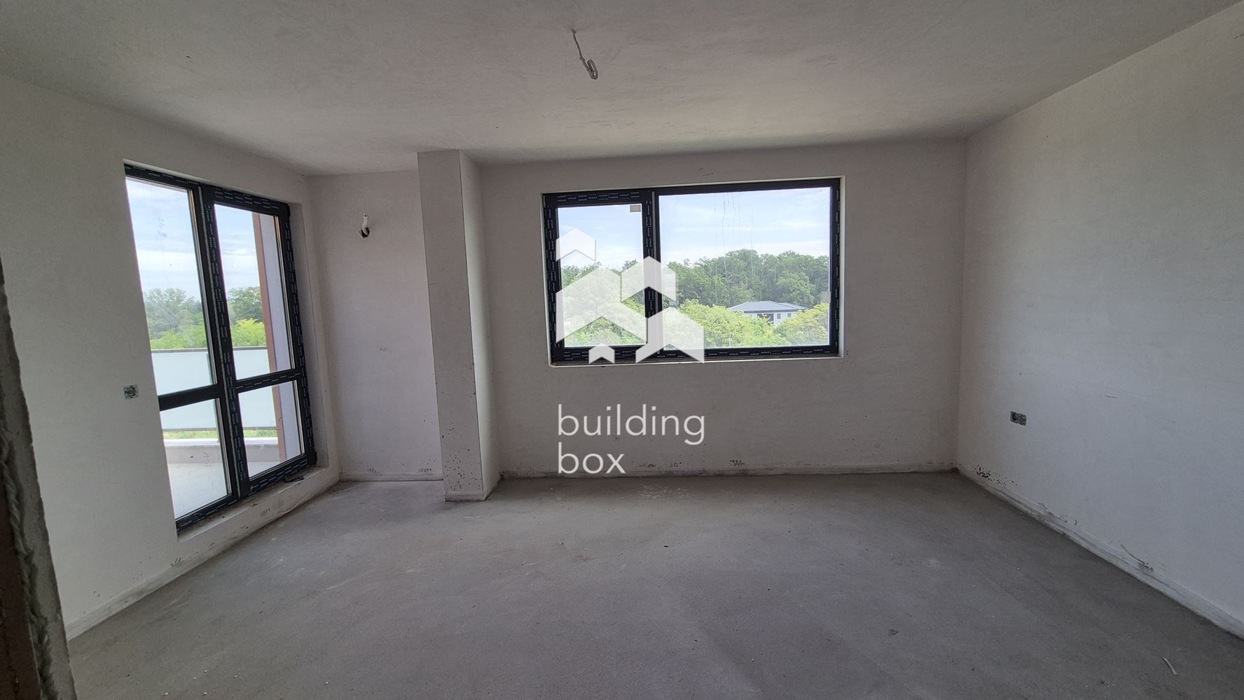 Четиристаен апартамент в бутикова сграда на 50 м. от Гребна база - 0