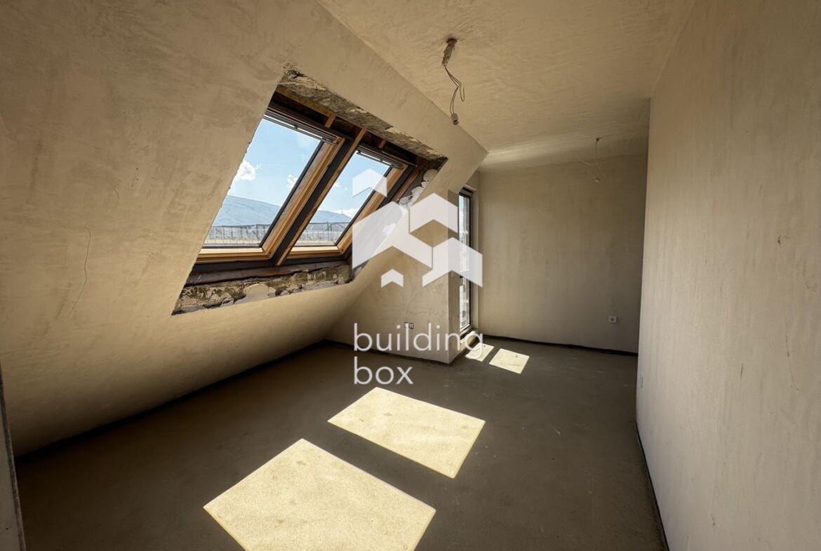 Четиристаен апартамент в кв. Витоша - 0