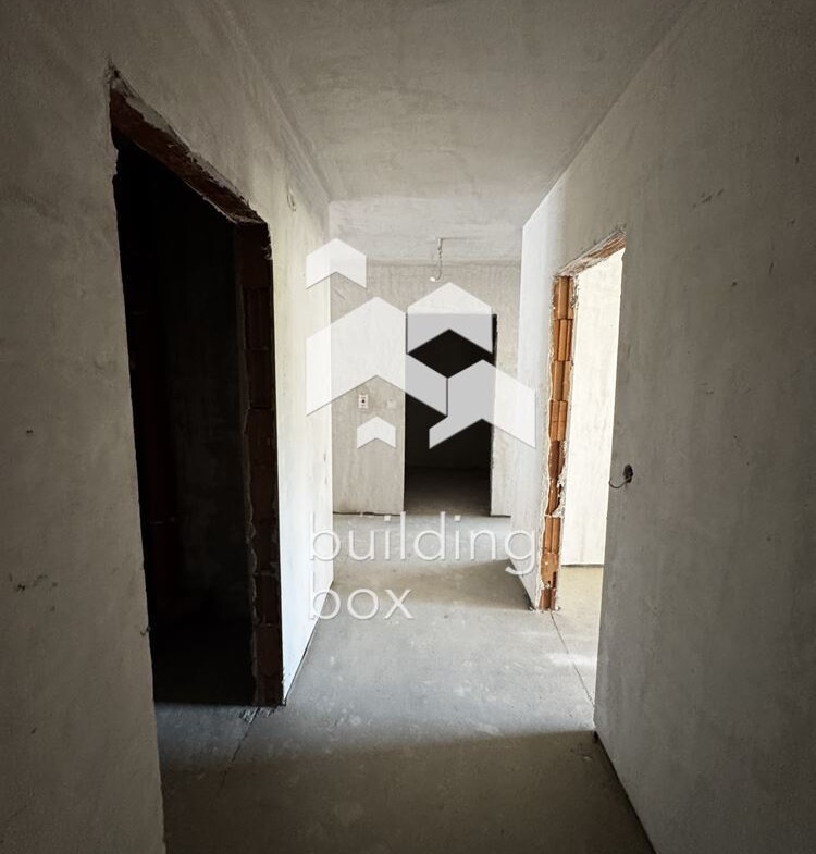 Тристаен апартамент в кв. Витоша - 0