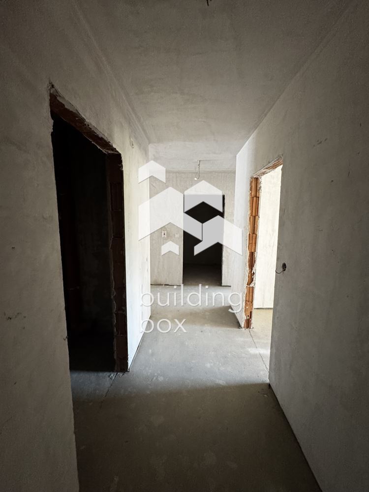 Тристаен апартамент в кв. Витоша - 0