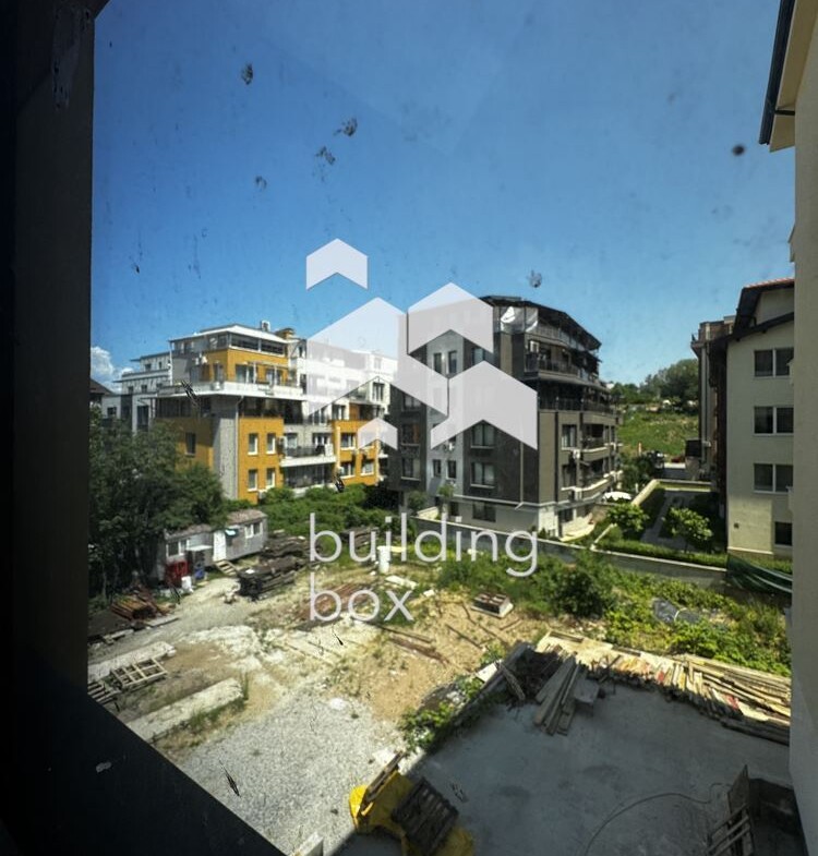 Тристаен апартамент в кв. Витоша - 0