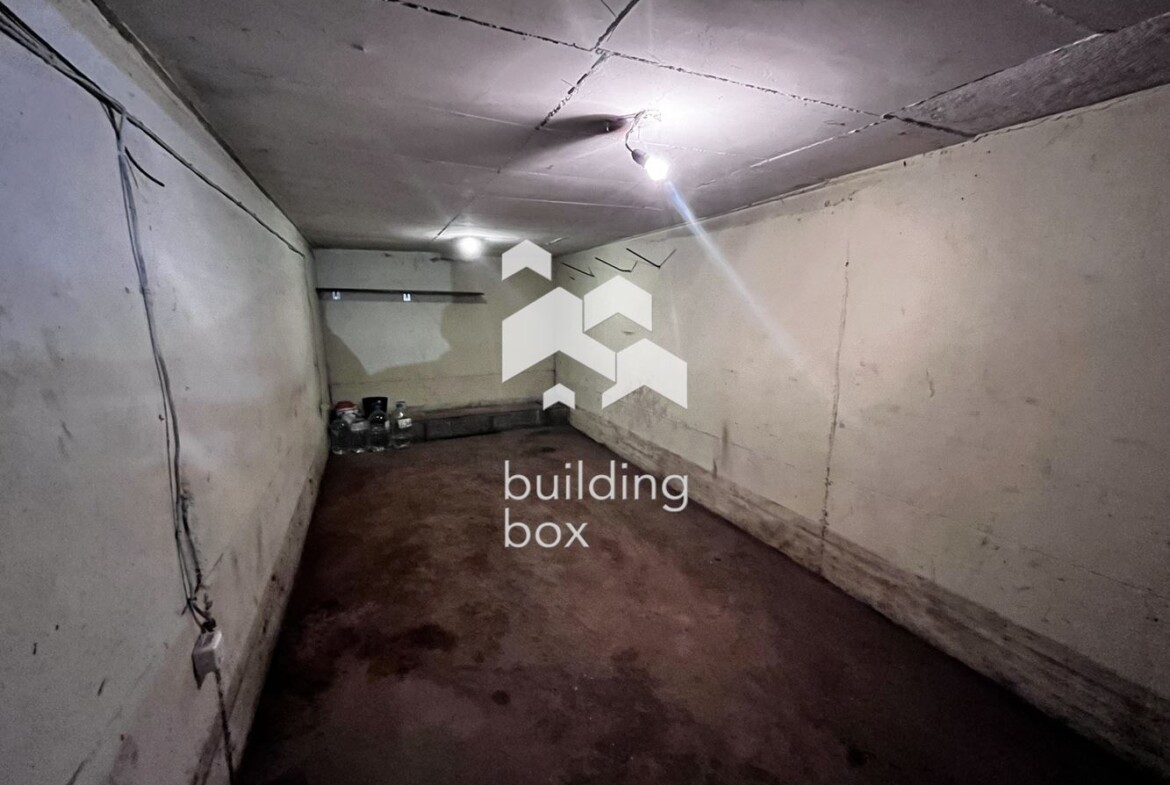 Гараж в центъра - 0