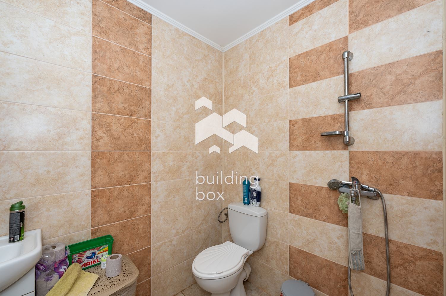 Самостоятелна къща - с. Първенец - 0