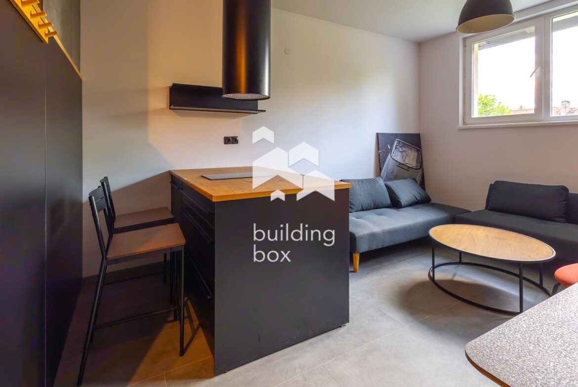 Модерен тристаен апартамент под наем в Разсадника - 0