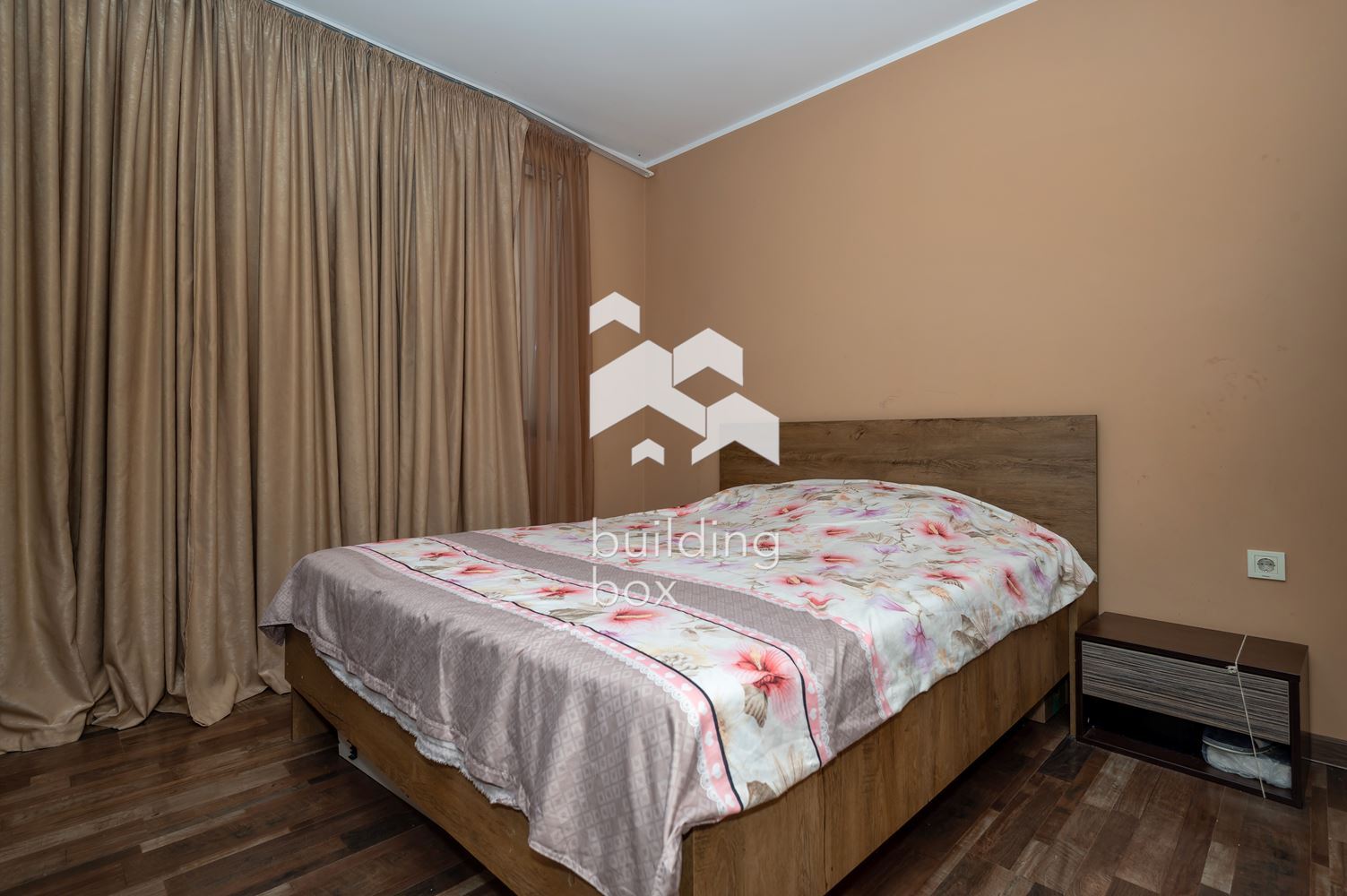 Самостоятелна къща - с. Първенец - 0