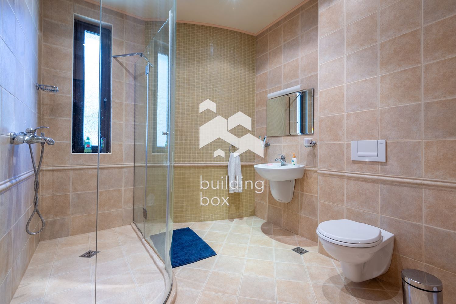 Къща на метри от Резиденция Евксиноград в гр.Варна - 0