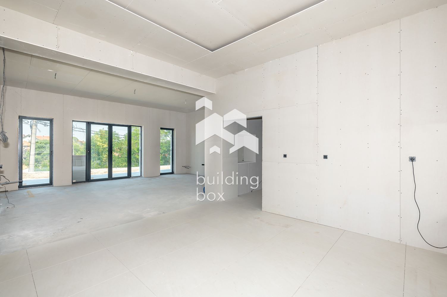 Къща на 12 км от гр. Пловдив - 0