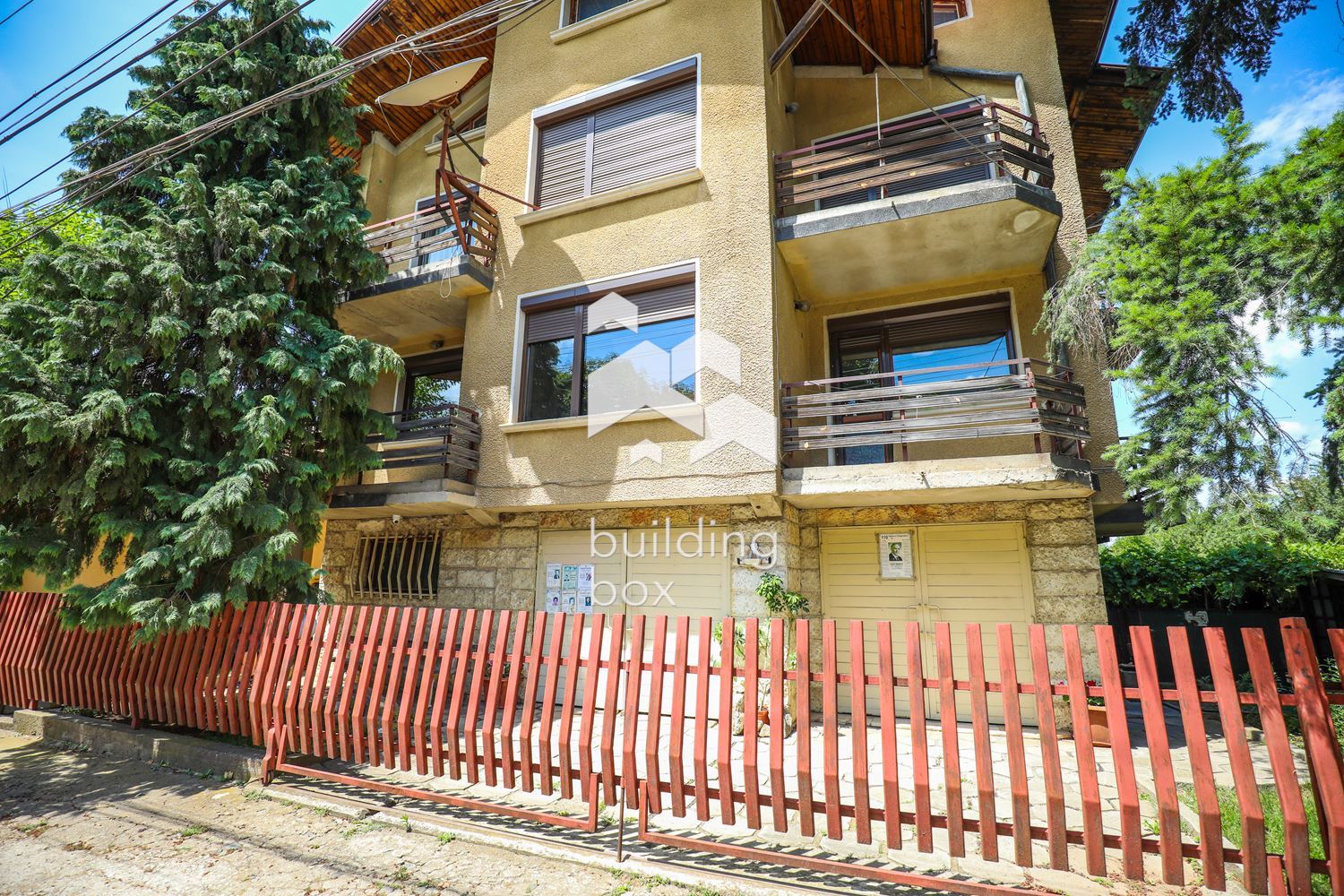 Етаж от къща в гр. Ботевград - 0