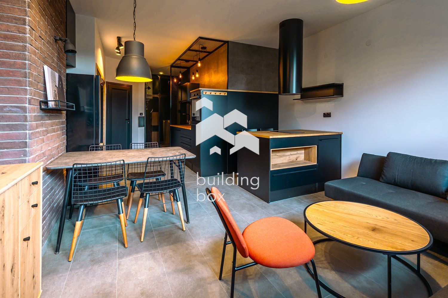 Модерен тристаен апартамент под наем в Разсадника