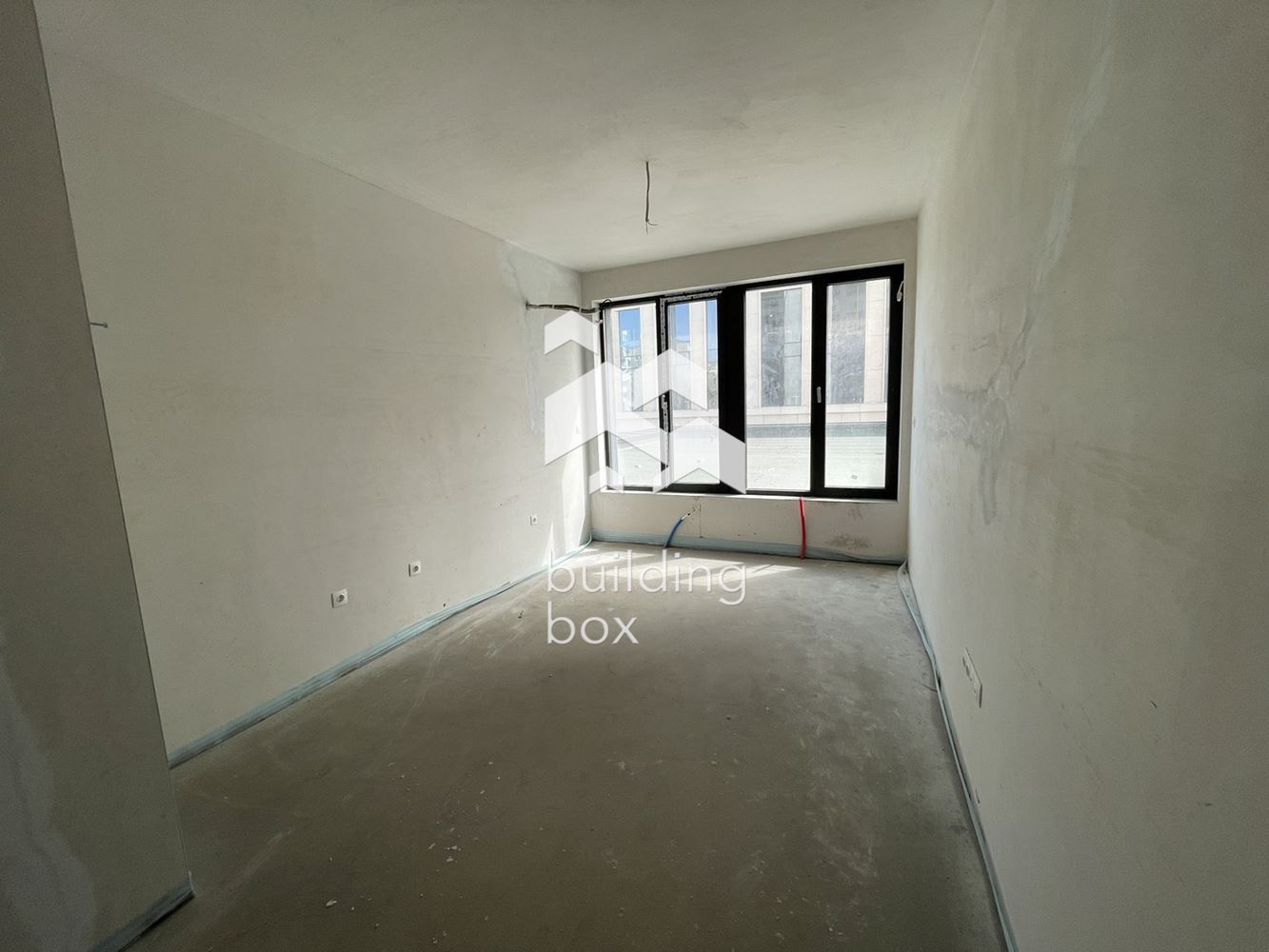 Тристаен апартамент - кв. Каменица 1 - 0