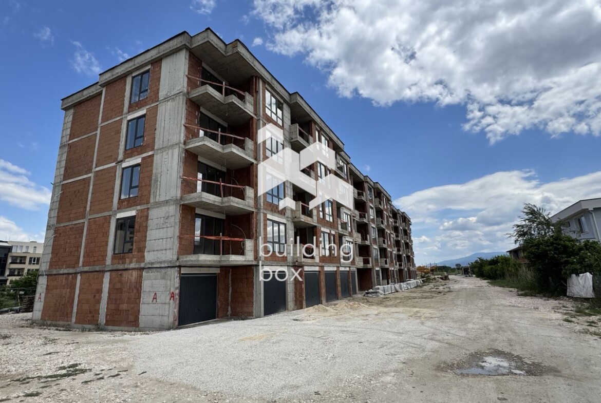 Двустаен апартамент - кв. Христо Смирнески - 0