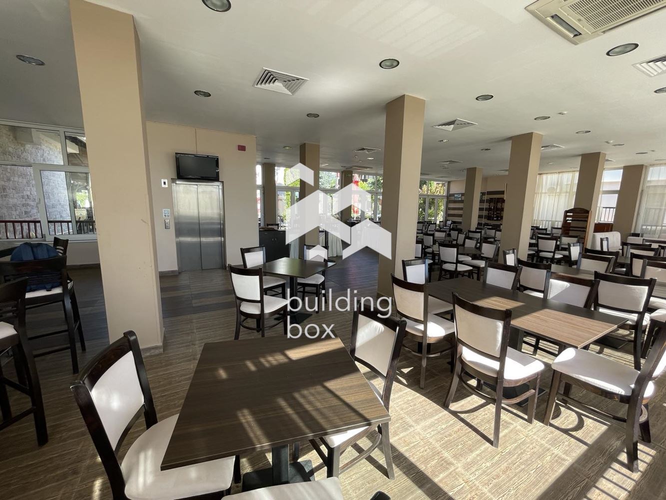 Ресторант в Комплекс Хармони Хилс - 0